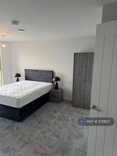undefined, Castle Street, Luton, LU1