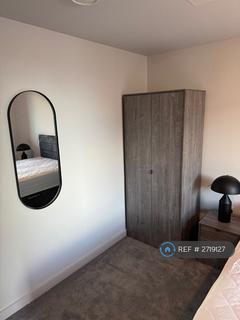 undefined, Castle Street, Luton, LU1