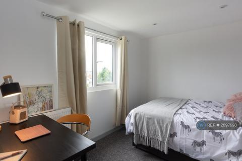 6 bedroom terraced house to rent, Filton Avenue, Horfield, Bristol, BS7