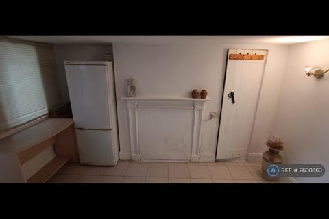 1 bedroom flat to rent, Burrell Road, Ipswich, IP2