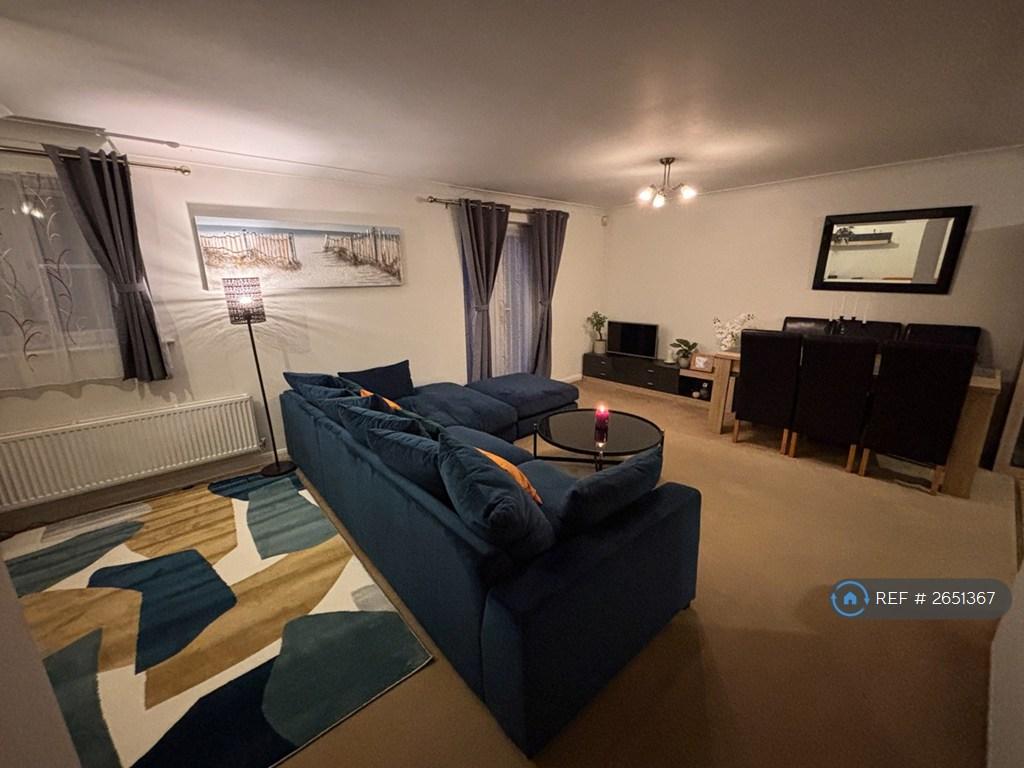 Lounge 3