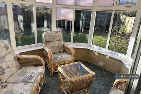 4 bedroom detached house to rent, Gold Crest, Guisborough, TS14