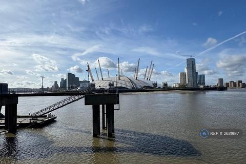 2 bedroom flat to rent, Settlers Court, London, E14