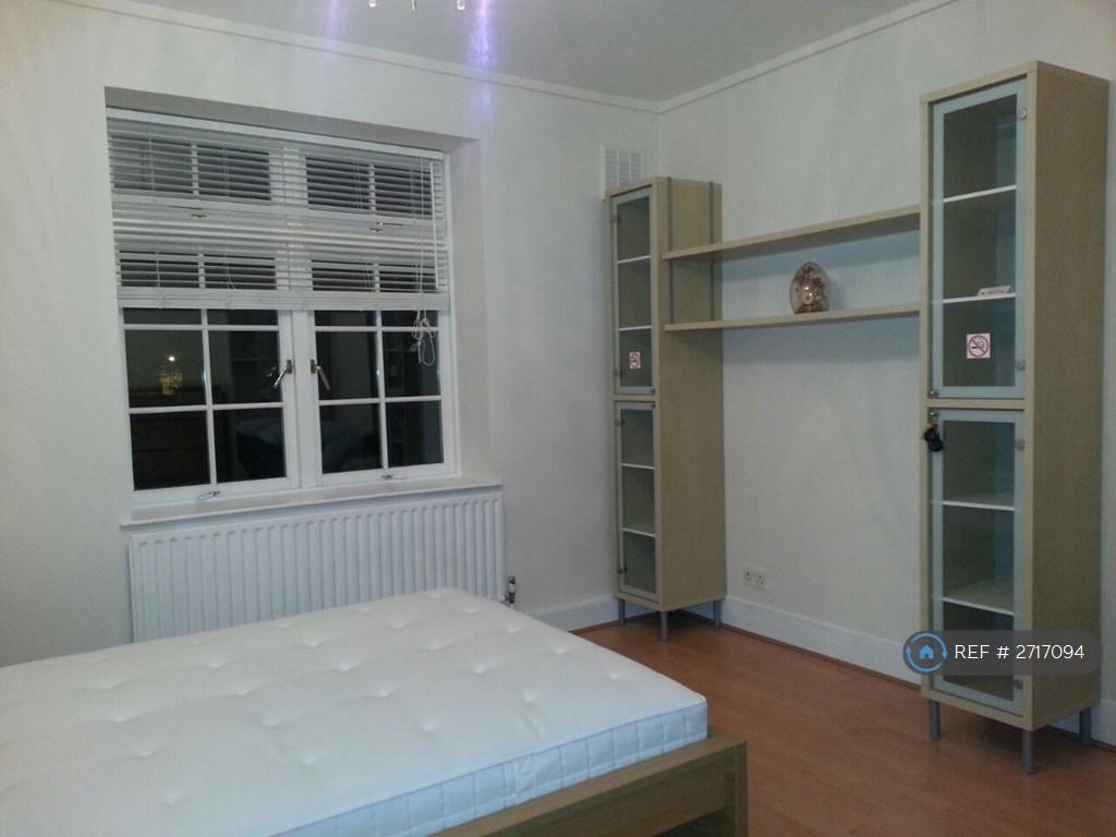 Double Bedroom 01