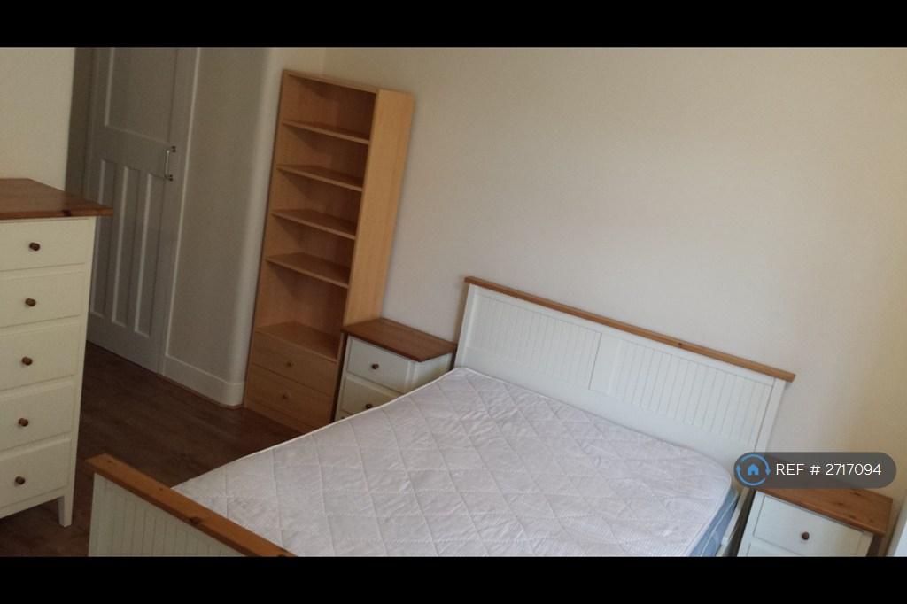 Double Bedroom 02