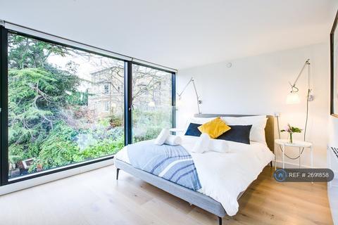 undefined, Savona Close, London, SW19