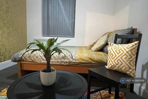 1 bedroom flat to rent, Yelverton Road, Coventry, CV6