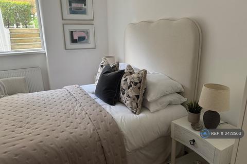 1 bedroom flat to rent, Elgin Crescent, London, W11