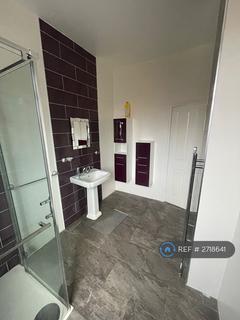 3 bedroom terraced house to rent, Mayfield Street, Atherton, Manchester, M46