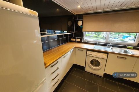 3 bedroom flat to rent, Hmo Licensed - St. Mungo Avenue, Glasgow, G4
