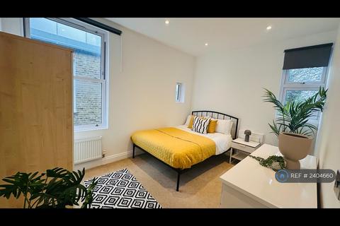 undefined, Balham, London, SW12