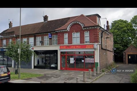 3 bedroom flat to rent, Greyhound Hill, London, NW4