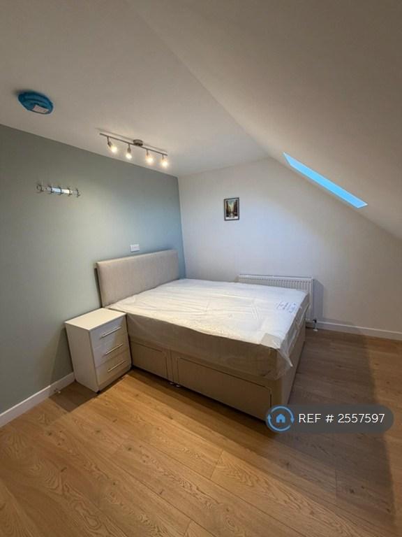 Room 5