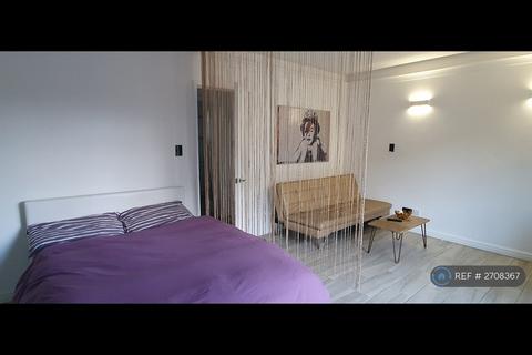 undefined, Great Suffolk Street, London, SE1