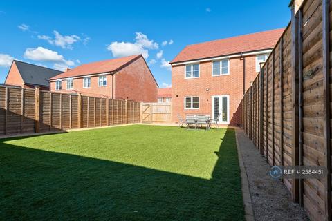3 bedroom semi-detached house to rent, Hanbury Rd, Gloucester, GL3