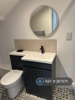 Ensuite Bedroom 4