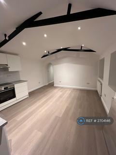 undefined, Kingsway, Farnham Common, SL2