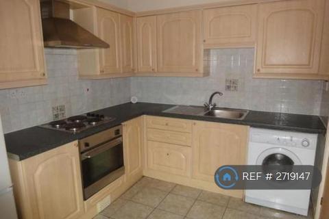 2 bedroom flat to rent, N. George Street, Salford, M3