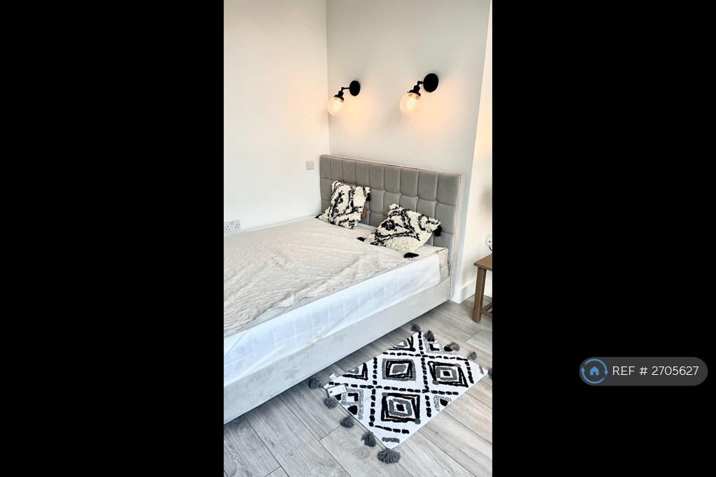 Front Bedroom