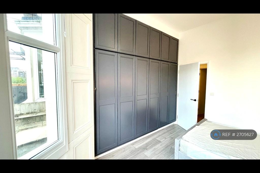 Front Bedroom