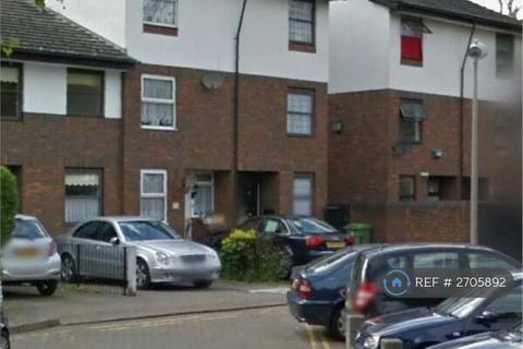 3 bedroom terraced house to rent, Benwick Close, London, SE16