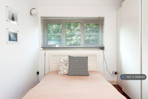 1 bedroom flat to rent, Sunlight Square, London, E2