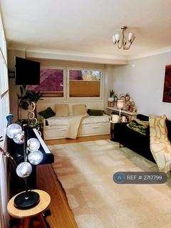 2 bedroom flat to rent, Trent Court, London, E11