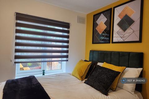 1 bedroom in a house share to rent, Salisbury Road, Reading, RG30