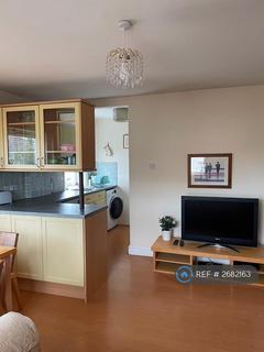 2 bedroom flat to rent, Latimer Road, Bournemouth, BH9