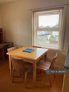 2 bedroom flat to rent, Latimer Road, Bournemouth, BH9