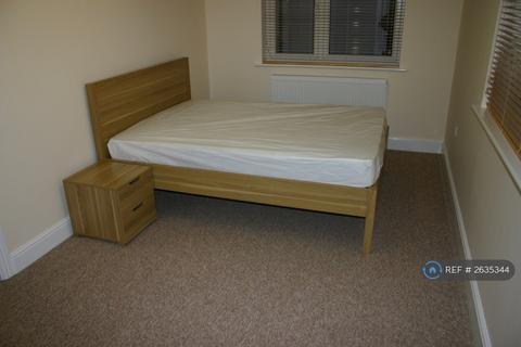 1 bedroom flat to rent, Wendover Road, Aylesbury, HP21
