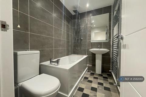 1 bedroom flat to rent, Robin Hood Way, Greenford, UB6
