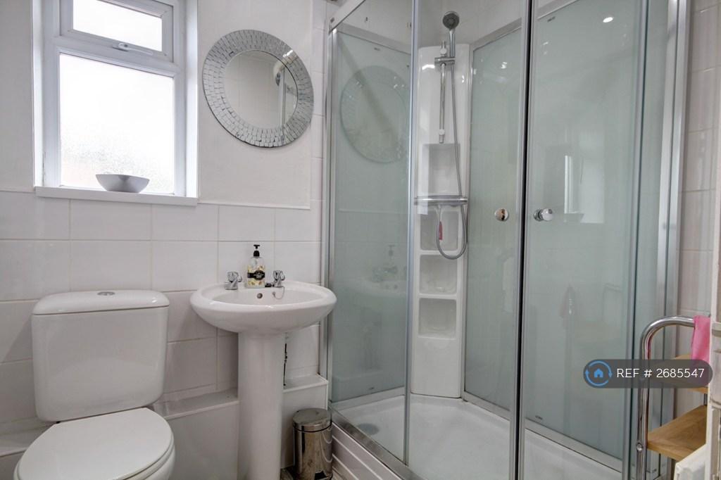 Shower Room 1