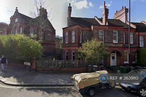 1 bedroom end of terrace house to rent, Amesbury Avenue, London, SW2