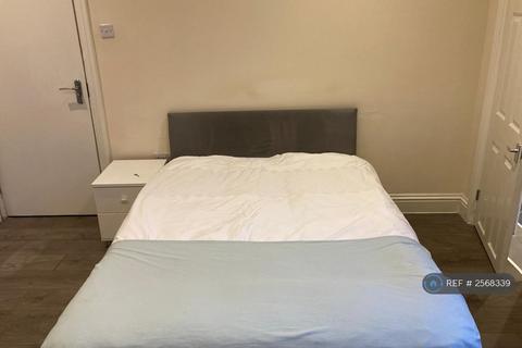undefined, Brook Street, Luton, LU3