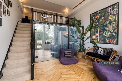 2 bedroom flat to rent, Owls Road, Bournemouth, BH5