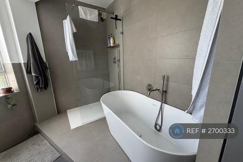 2 bedroom flat to rent, Edge Hill, Wimbledon, SW19