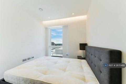 2 bedroom flat to rent, Malthouse Road, London, SW11