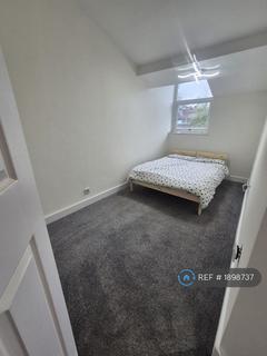1 bedroom in a house share to rent, Moorland Road, London, SW9