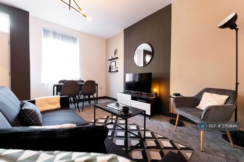undefined, Autumn Grove, Leeds, LS6