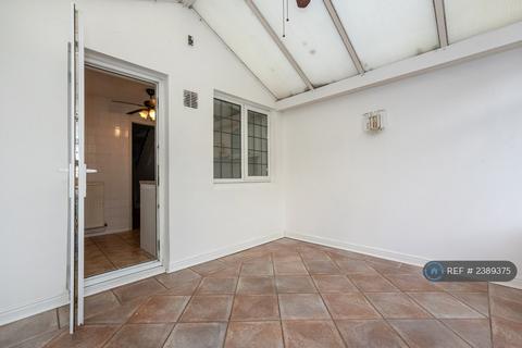 undefined, St. Pauls Close, Swanscombe, DA10