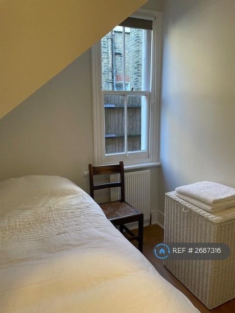 Single Bedroom 2