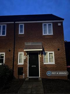 2 bedroom end of terrace house to rent, Woodlands View, Telford, TF1