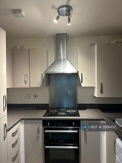 2 bedroom end of terrace house to rent, Woodlands View, Telford, TF1