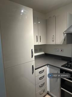2 bedroom end of terrace house to rent, Woodlands View, Telford, TF1