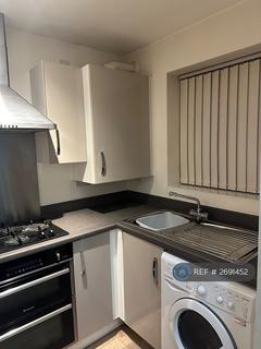 2 bedroom end of terrace house to rent, Woodlands View, Telford, TF1