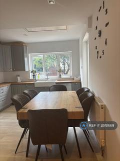 4 bedroom semi-detached house to rent, West Barnes Lane, New Malden, KT3