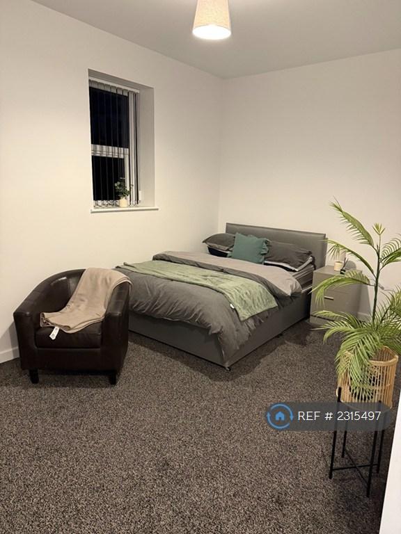 Large Double Room