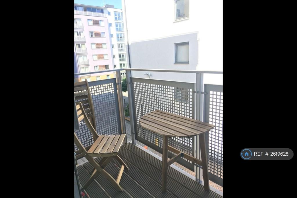 Balcony3