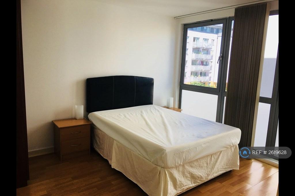 Master Bedroom1